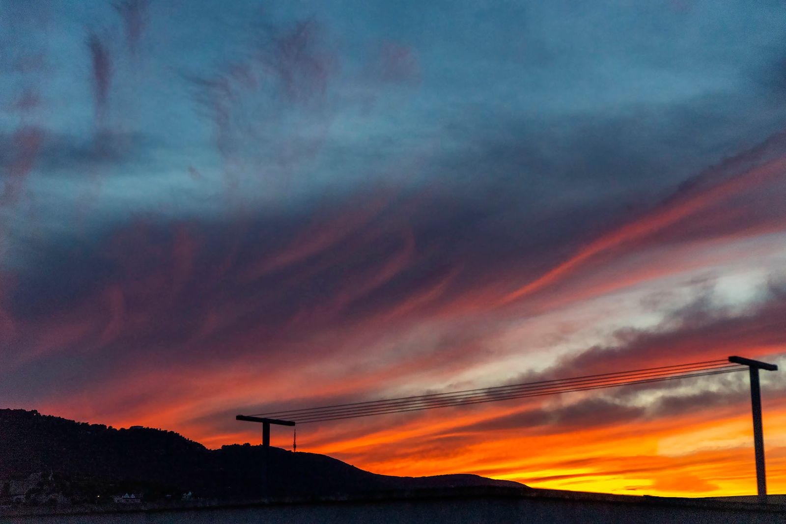 TRAMONTO IN COLLINA