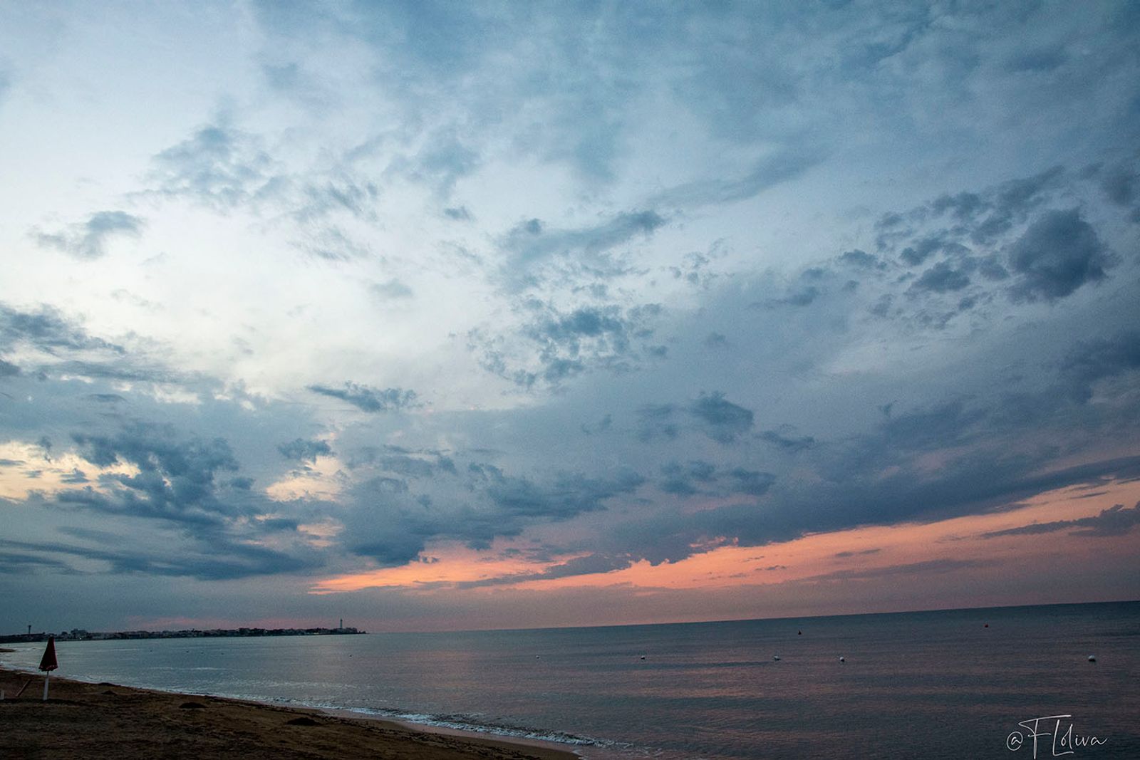 Tramonto al mare '19 — fotografia 6 di Francesco Loliva