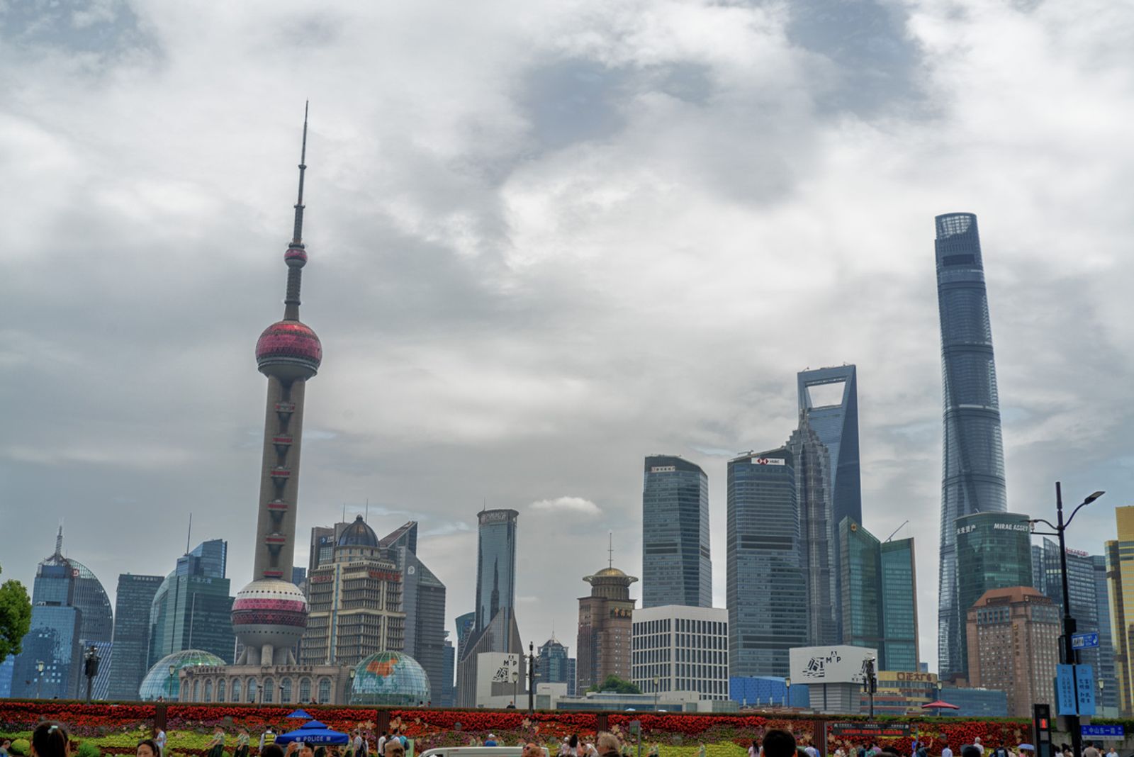 IL BUND Il Bund di Shanghai è una delle aree più vivaci della città, nonché zona pedonale lunga 2 chilometri che…