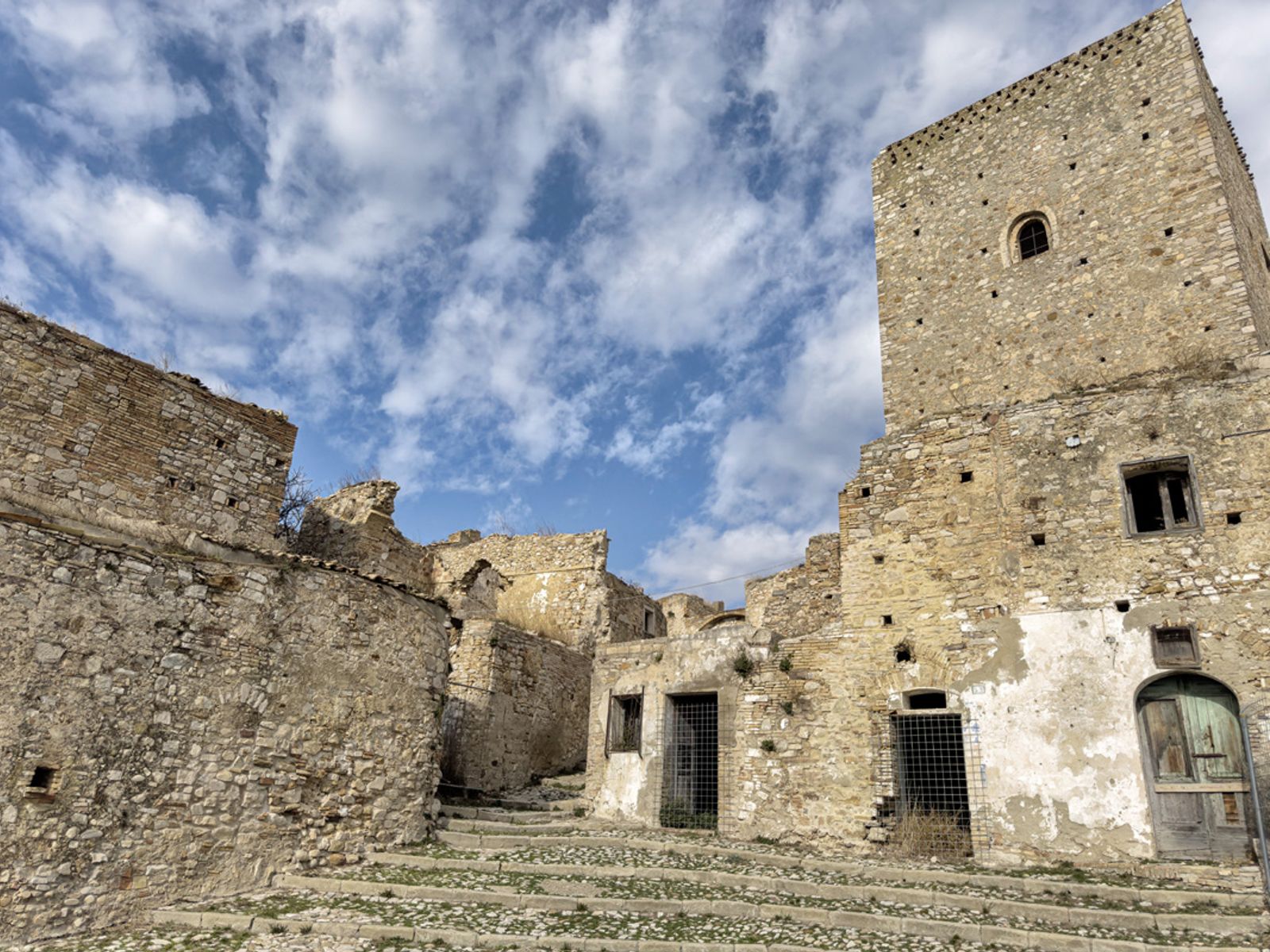 CRACO la città fantasma (2) — fotografia 13 di Francesco Loliva