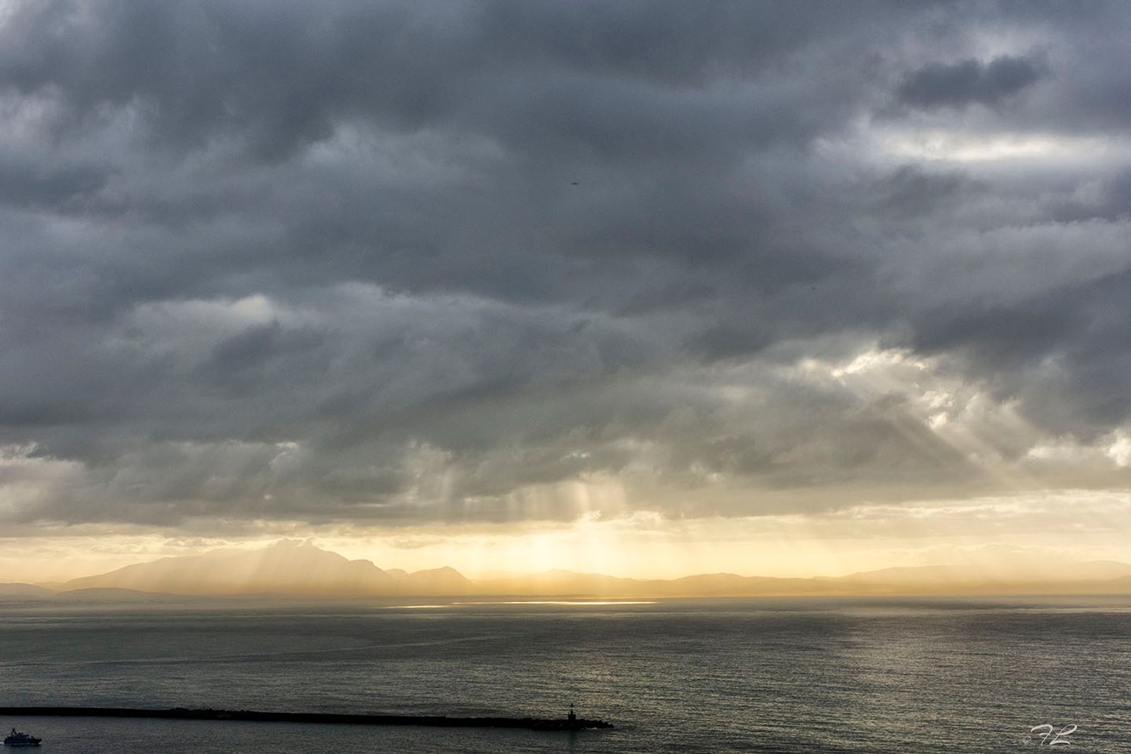Arriva la pioggia — fotografia 6 di Francesco Loliva
