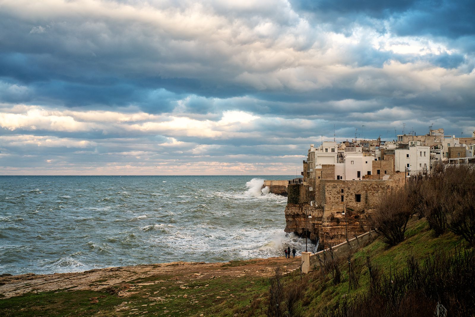BURRASCA A POLIGNANO A MARE — fotografia 5 di Francesco Loliva