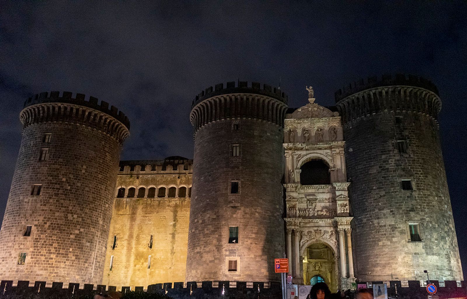 REALTA' INTERIORI NELL'ARTE CONTEMPORANEA - Castel Nuovo di Napoli Dal 4 al 12 gennaio 2020 — fotografia 2 di Francesco Loliva