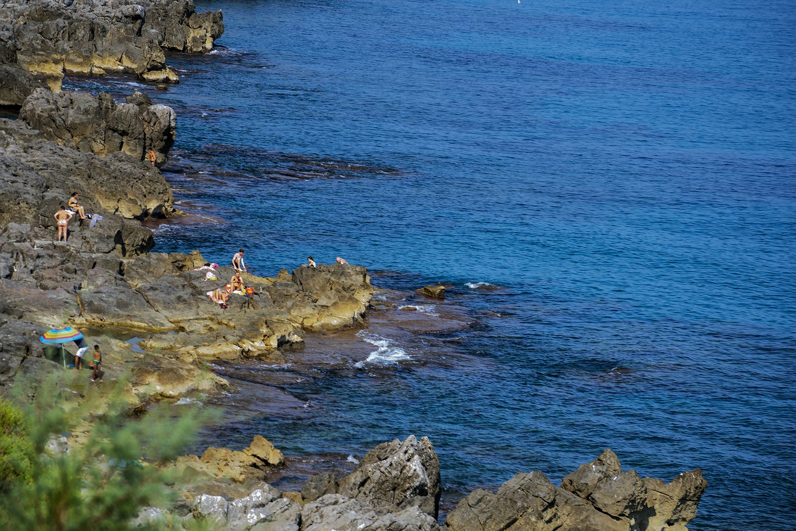 CEFALU' - BAGNANTI