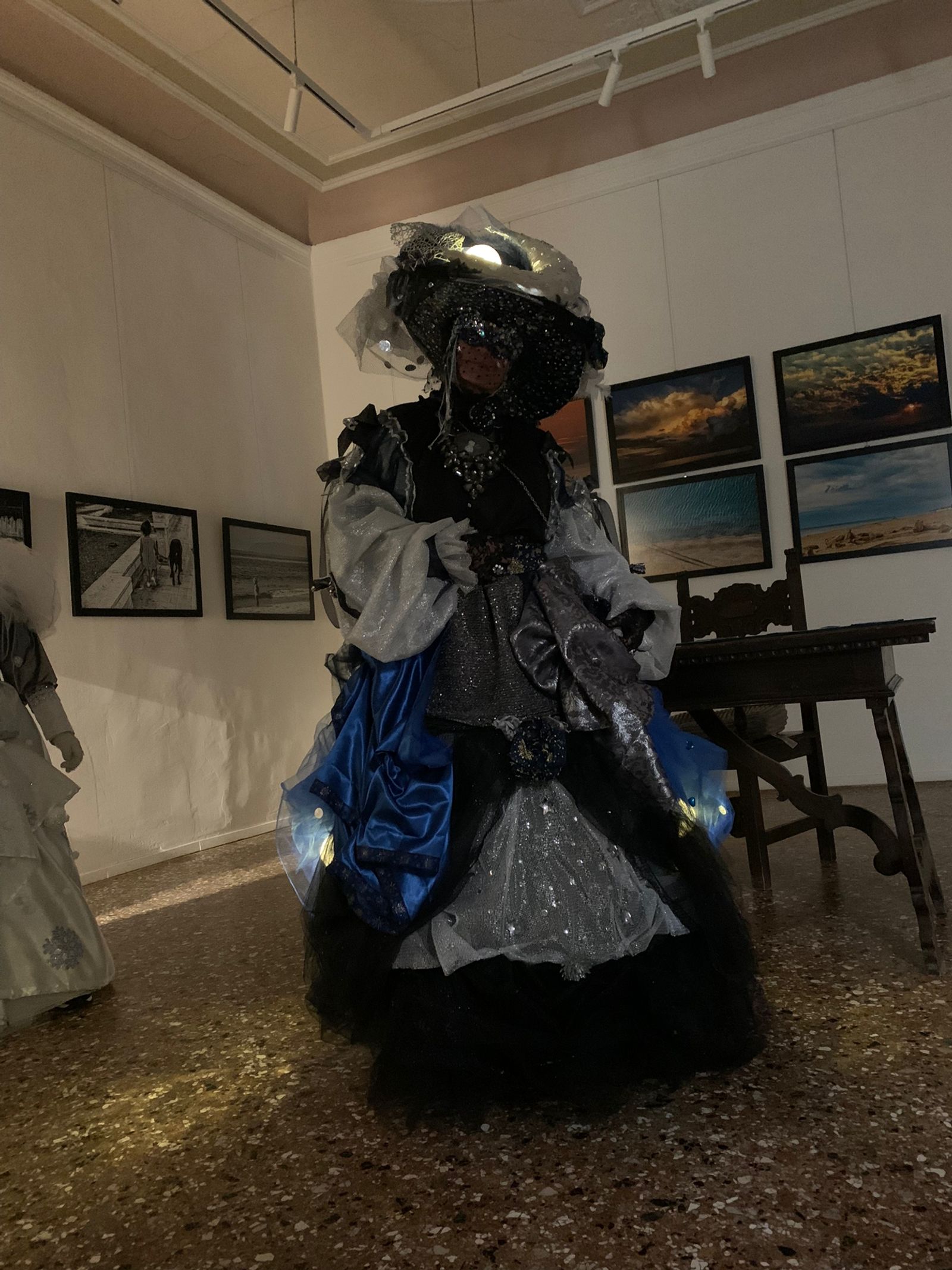 SCATTI D' AUTORE AL CARNEVALE DI VENEZIA -15/02-05/03/2023 — fotografia 13 di Francesco Loliva