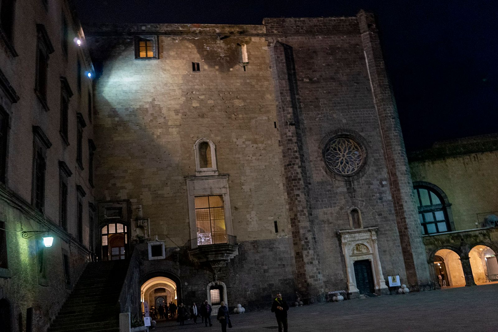 REALTA' INTERIORI NELL'ARTE CONTEMPORANEA - Castel Nuovo di Napoli Dal 4 al 12 gennaio 2020 — fotografia 3 di Francesco Loliva