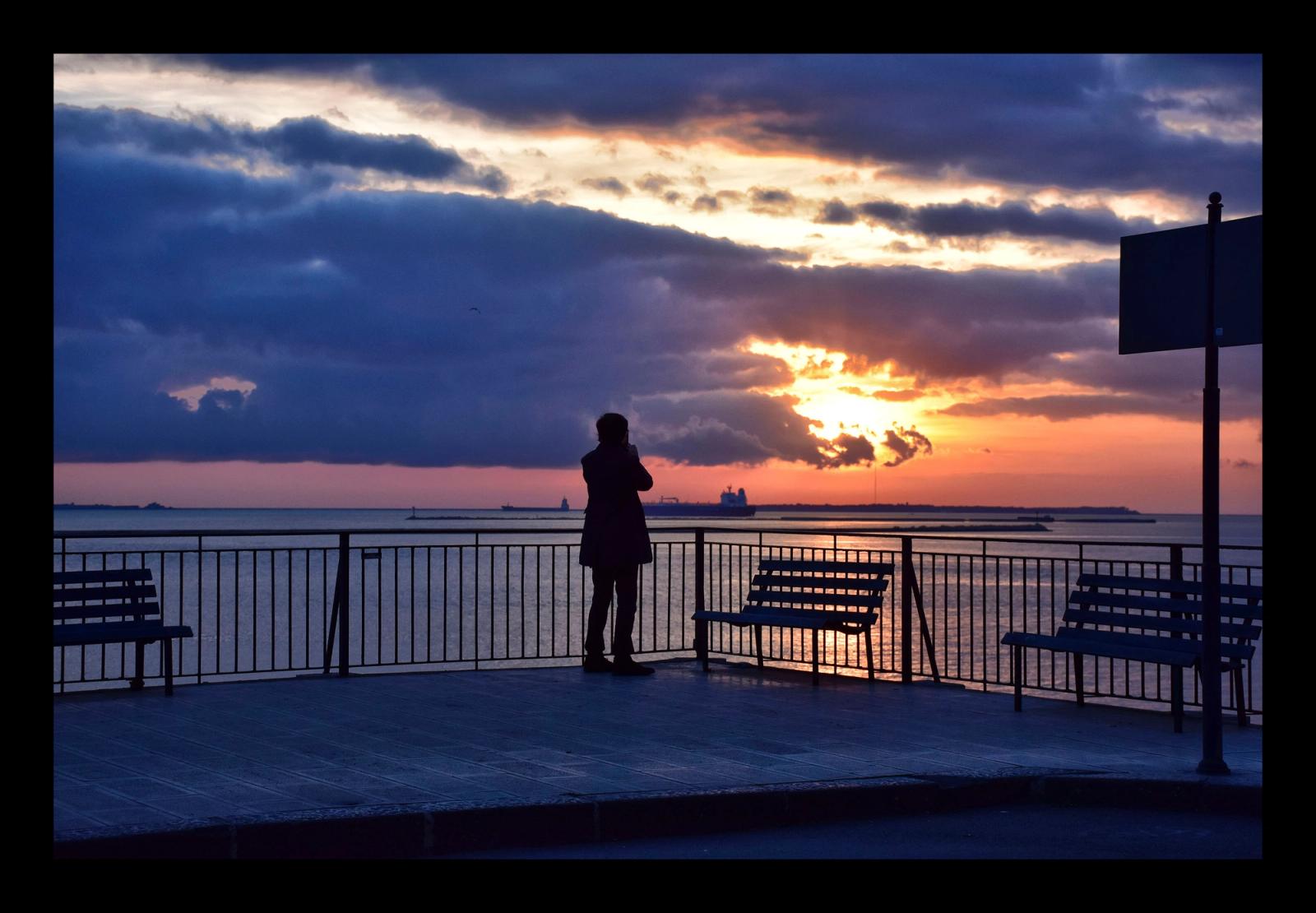 TARANTO - IL TRAMONTO OPERA ESPOSTA A CASERTA
