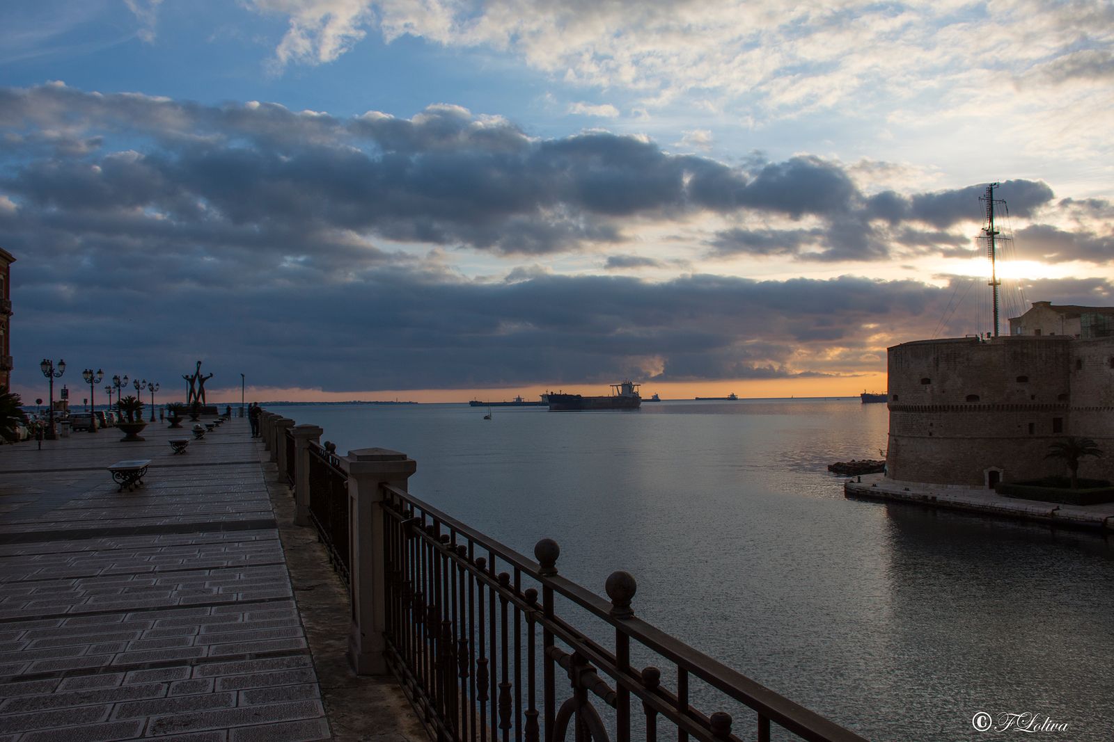 TARANTO — fotografia 5 di Francesco Loliva