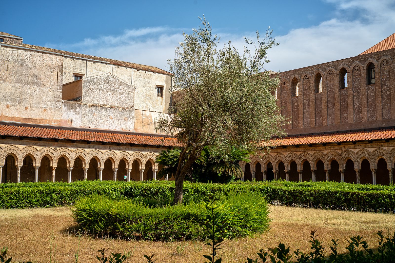 MONREALE - IL CHIOSTRO