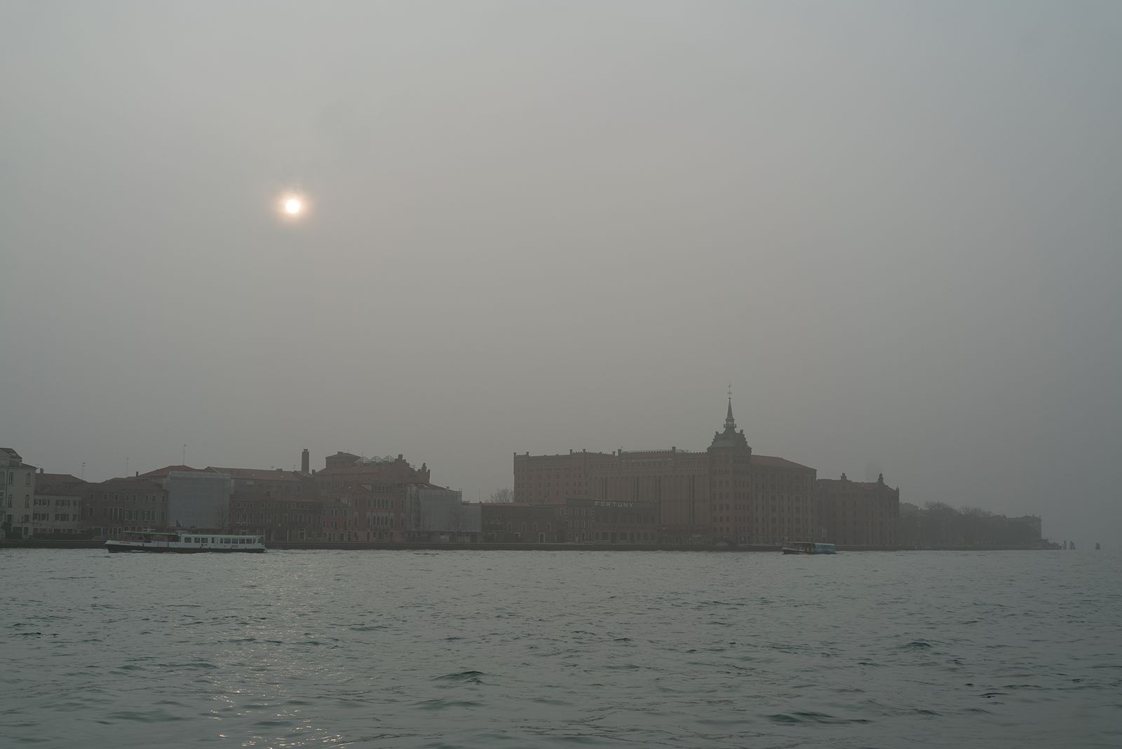 NEBBIA A VENEZIA