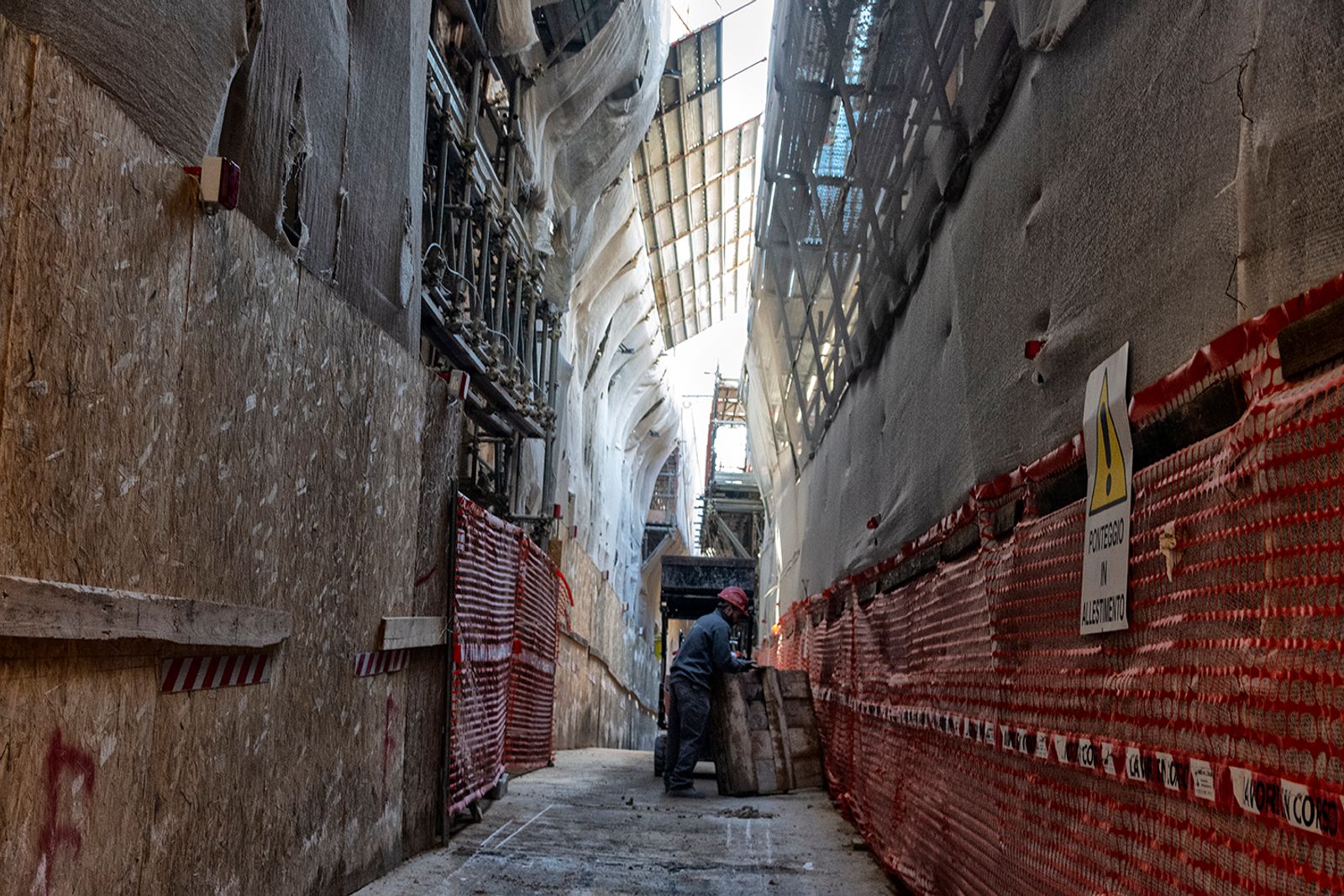 L'AQUILA 10 ANNI DOPO — fotografia 83 di Francesco Loliva
