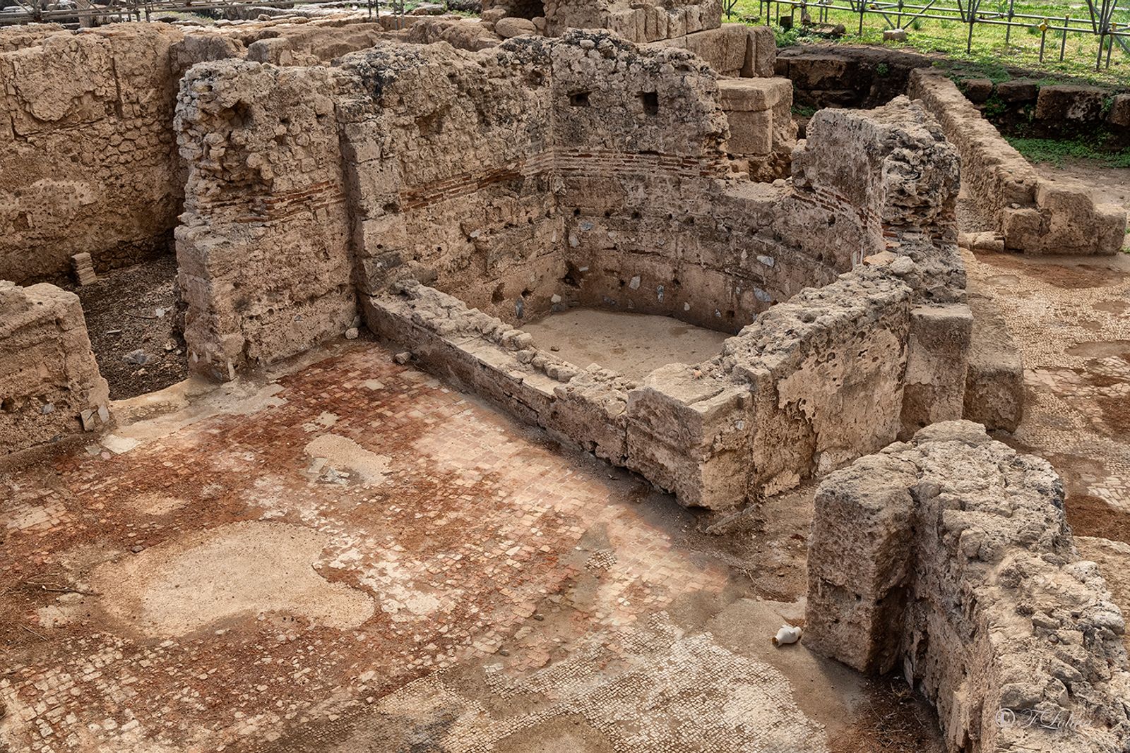 PARCO ARCHEOLOGICO DI EGNAZIA — fotografia 36 di Francesco Loliva
