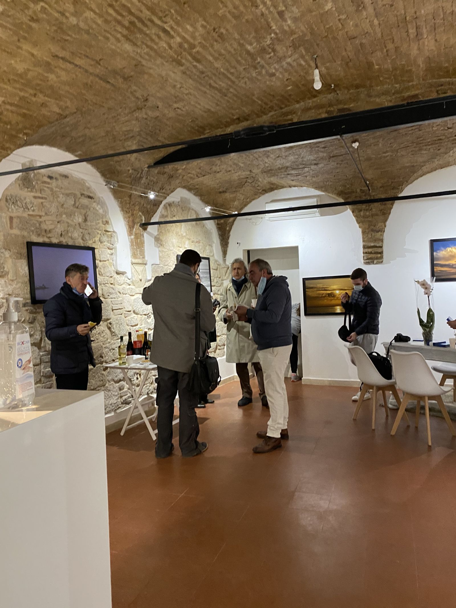 FOTOGRAFIA ED EMOZIONI -NEW ART GALLERY Ascoli Piceno 17 OTTOBRE 2020 — fotografia 8 di Francesco Loliva