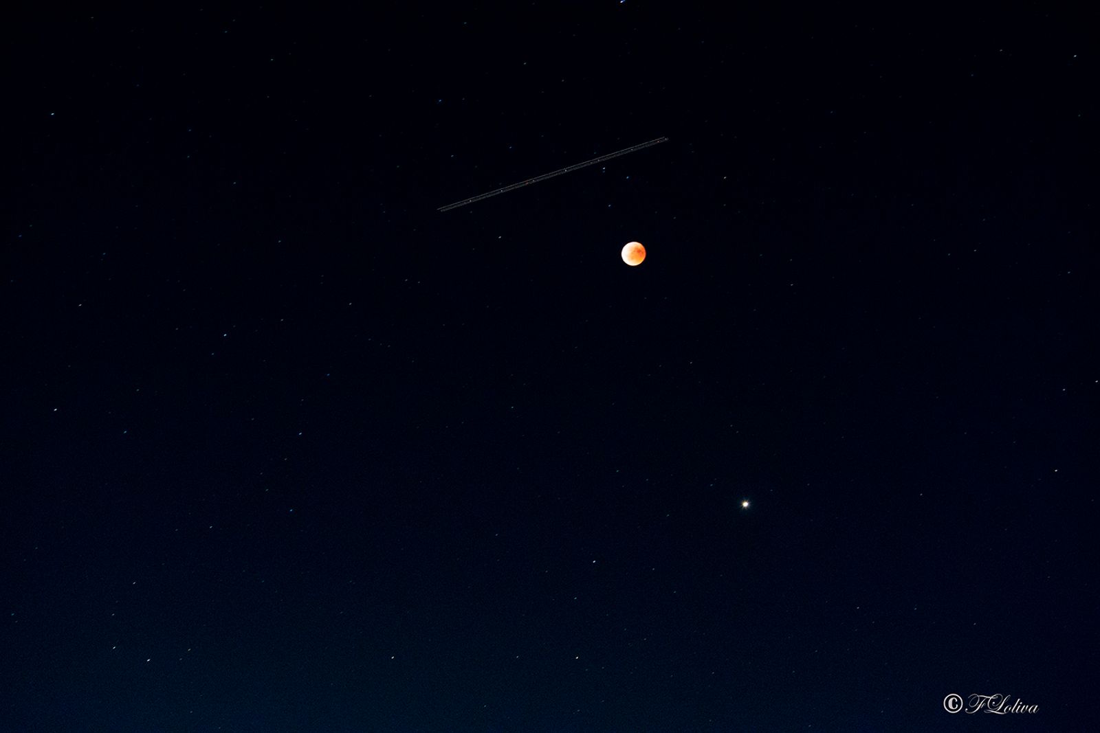Eclissi totale di luna — fotografia 3 di Francesco Loliva