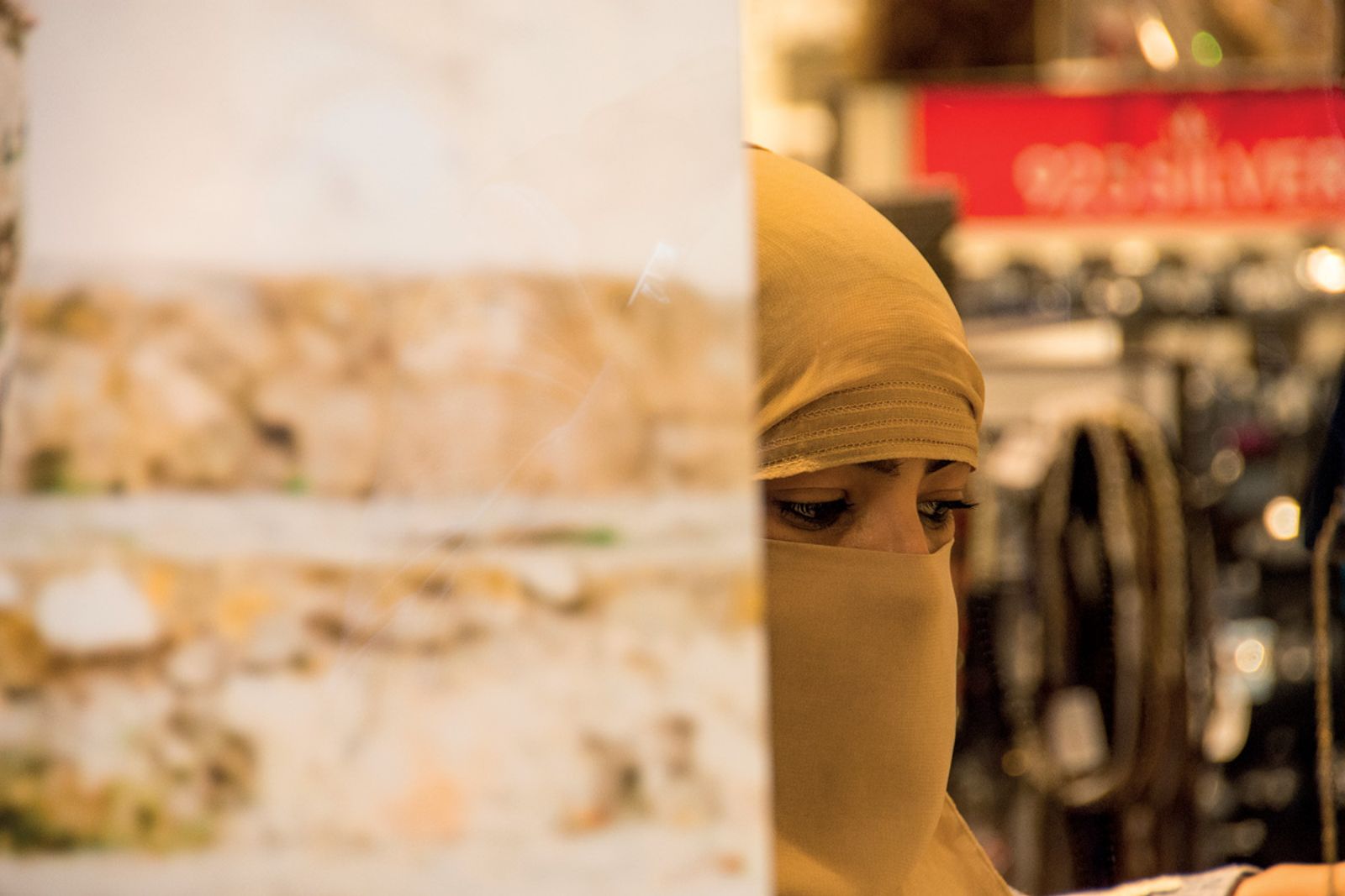 VOLTO DI DONNA