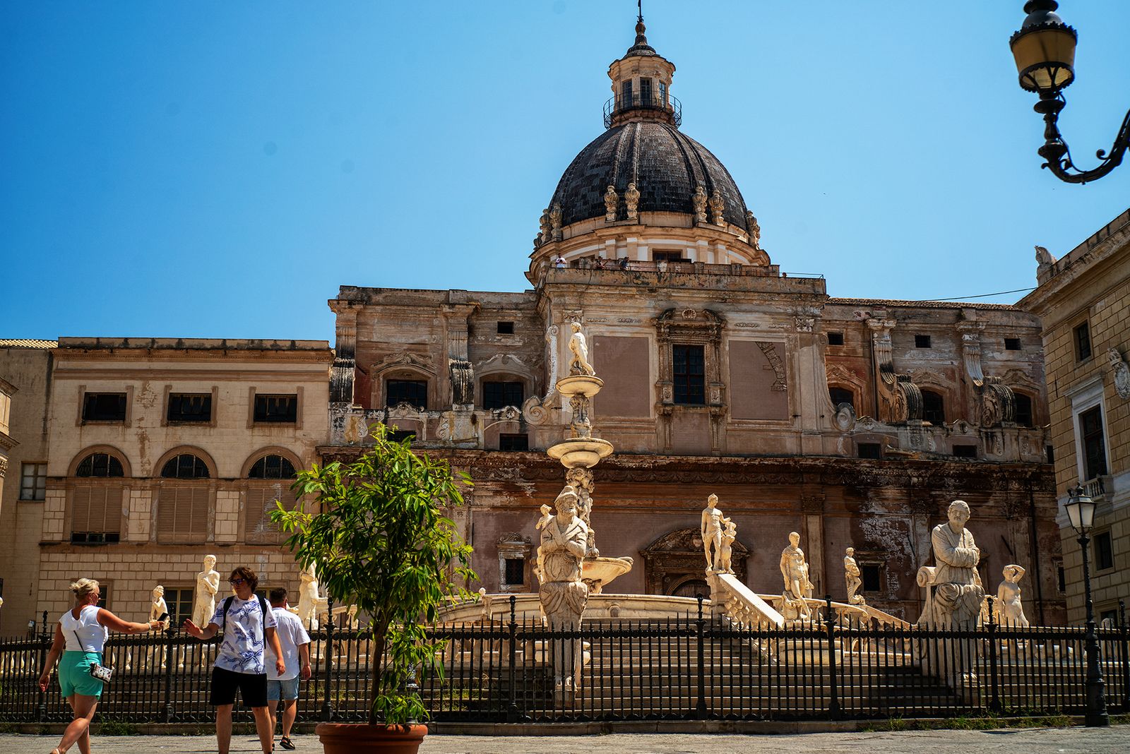 PALERMO - LA FONTANA DELLA VERGOGNA