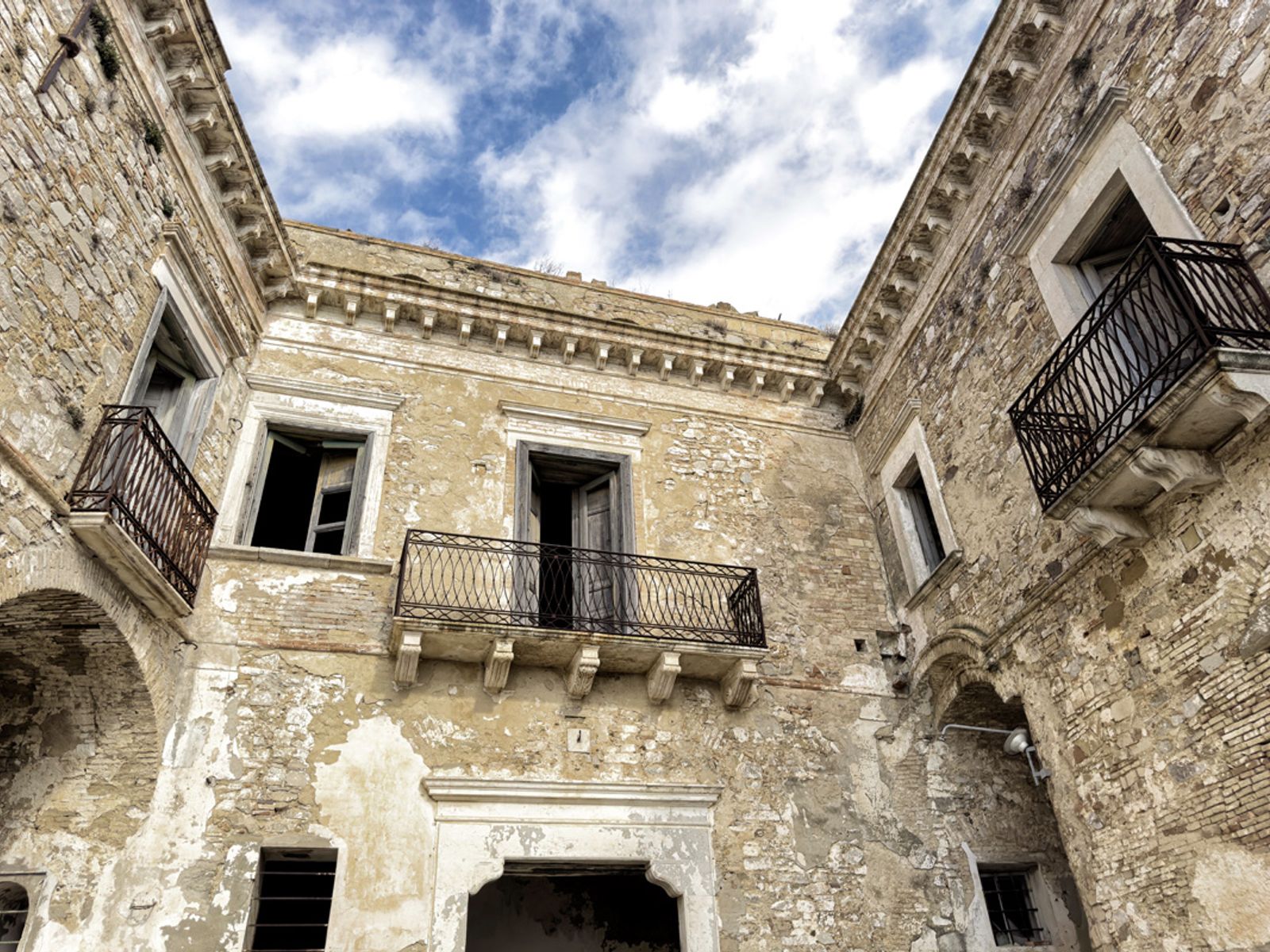 CRACO la città fantasma (2) — fotografia 14 di Francesco Loliva