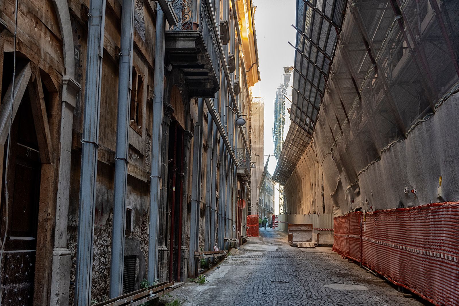 PALAZZI PUNTELLATI