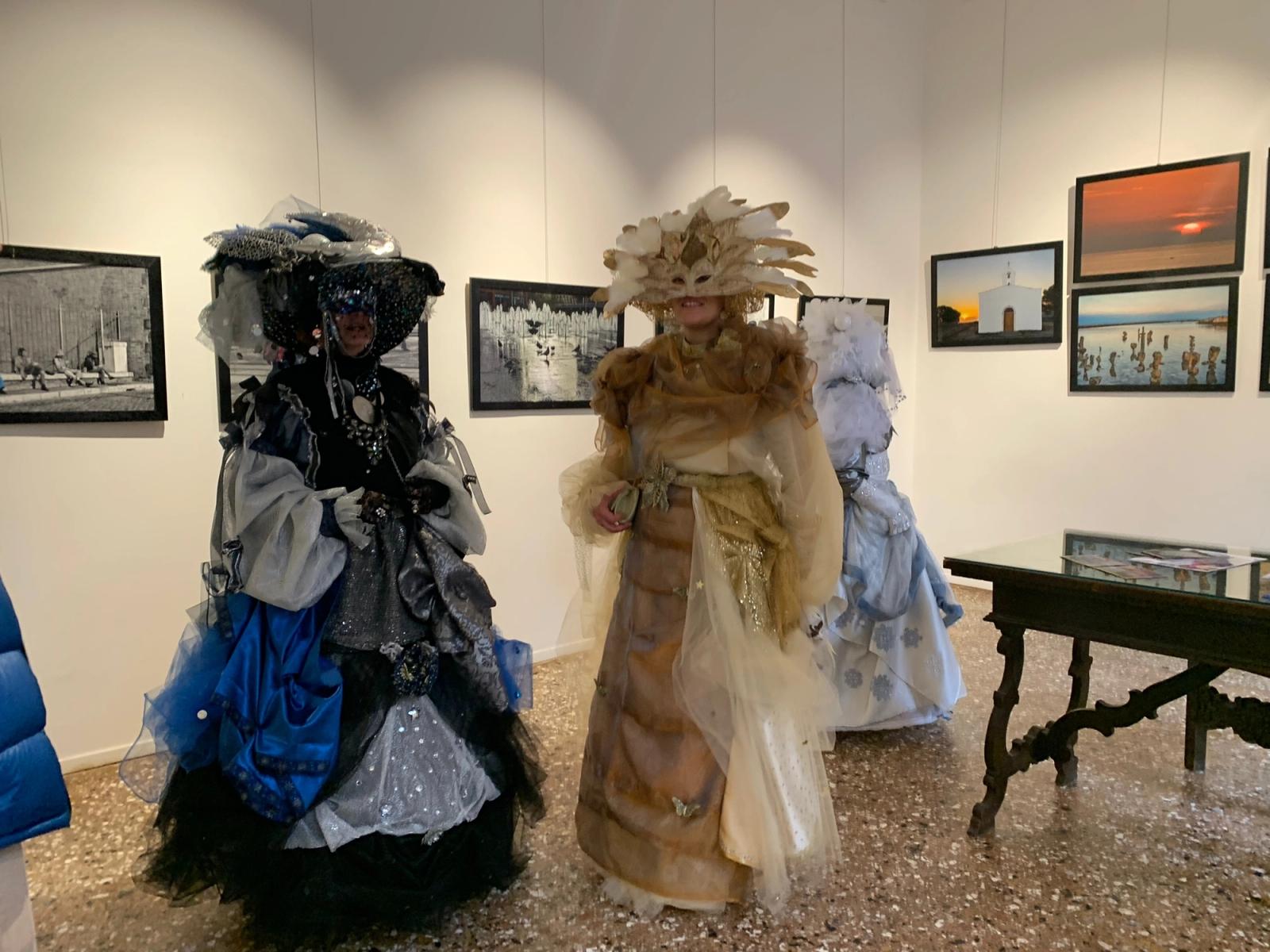 SCATTI D' AUTORE AL CARNEVALE DI VENEZIA -15/02-05/03/2023 — fotografia 11 di Francesco Loliva