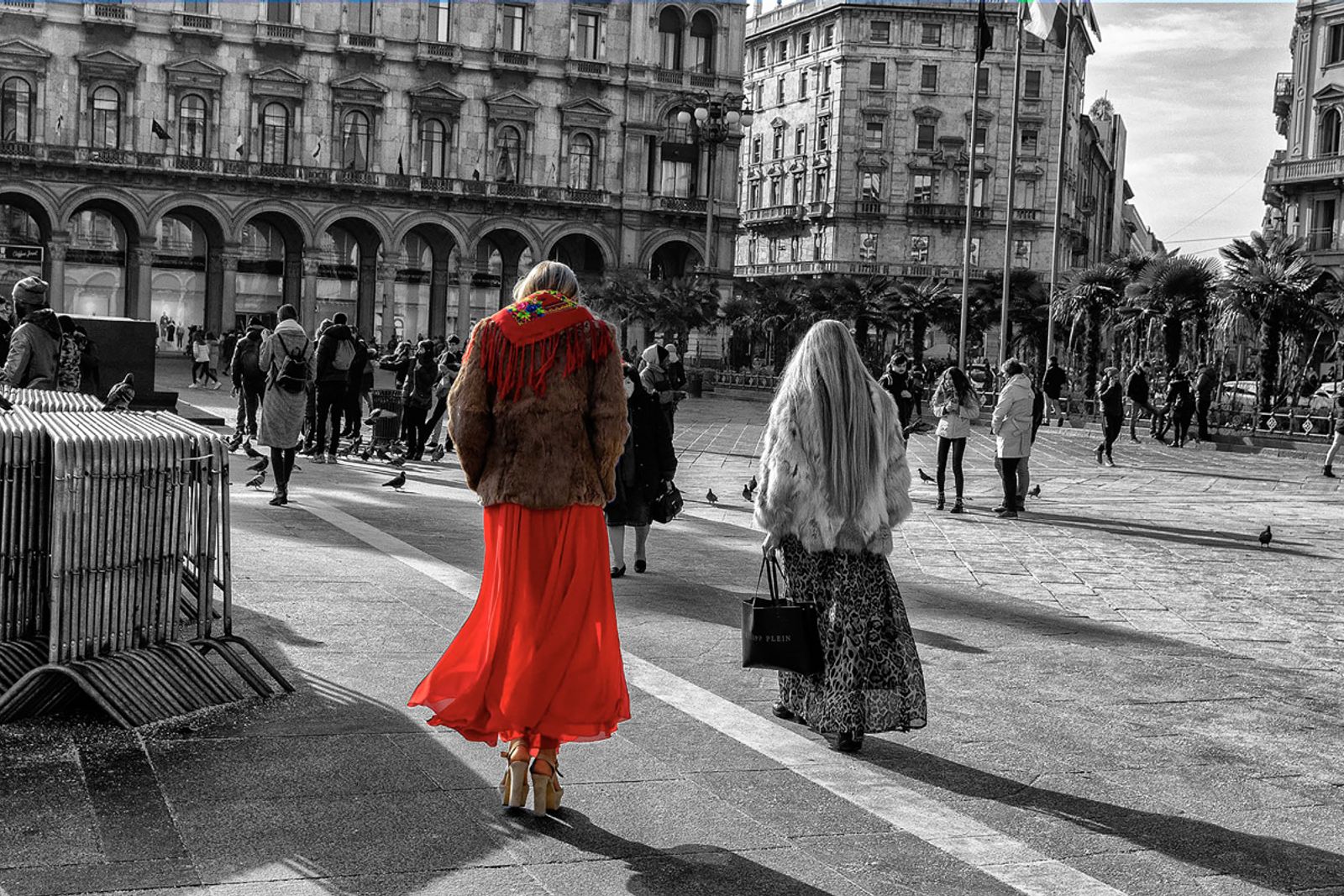 WOMEN IN RED