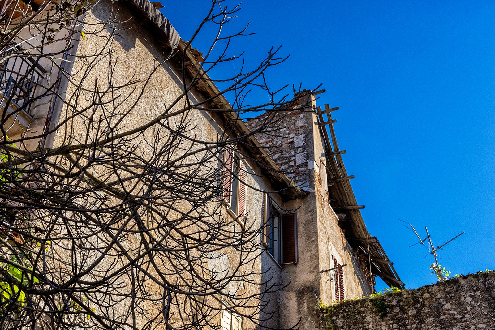 L'AQUILA 10 ANNI DOPO — fotografia 14 di Francesco Loliva