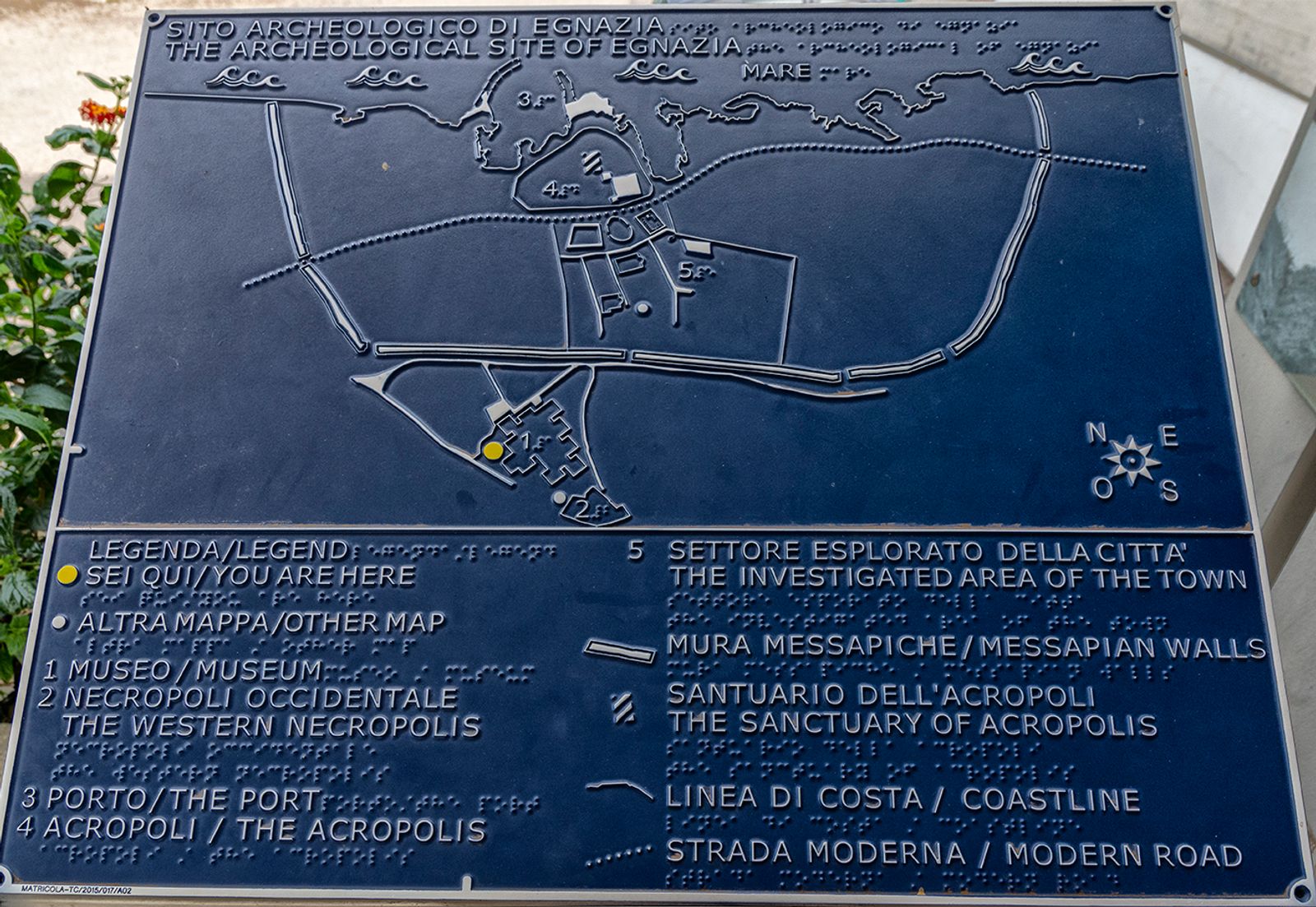 Il Parco Archeologico È nella zona dell’acropoli che sono state trovate le più antiche tracce della presenza dell’uomo a…