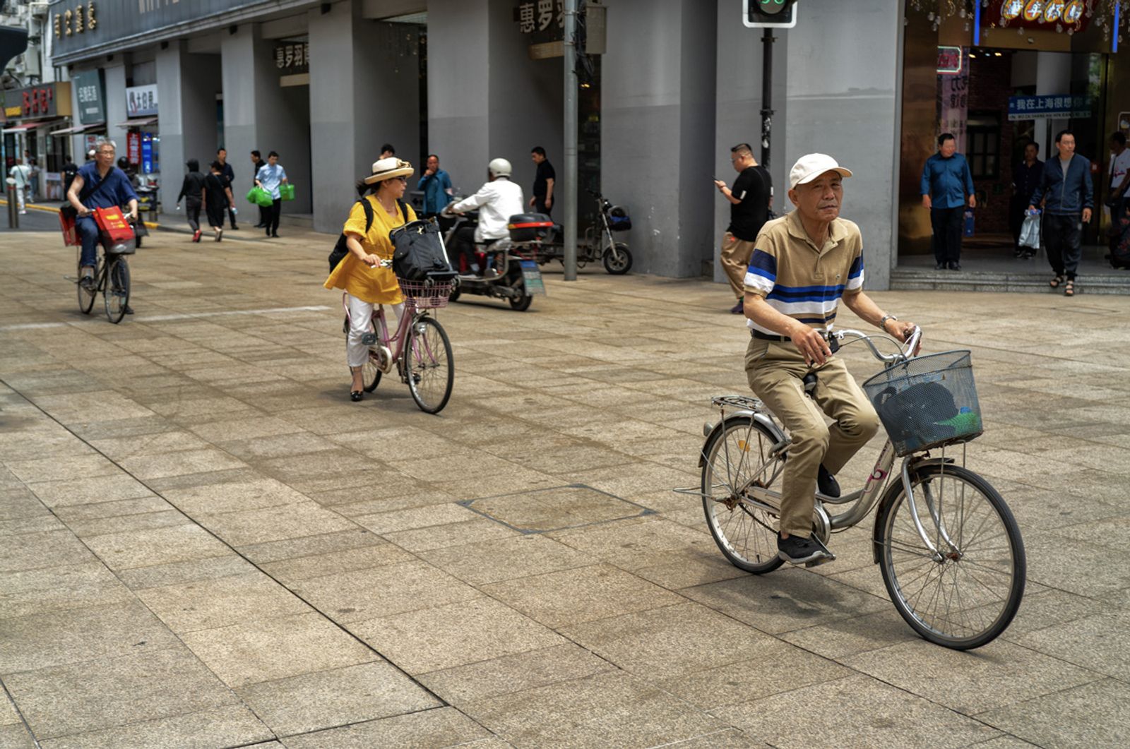 VIAGGIO A SHANGAI 2024 — fotografia 16 di Francesco Loliva