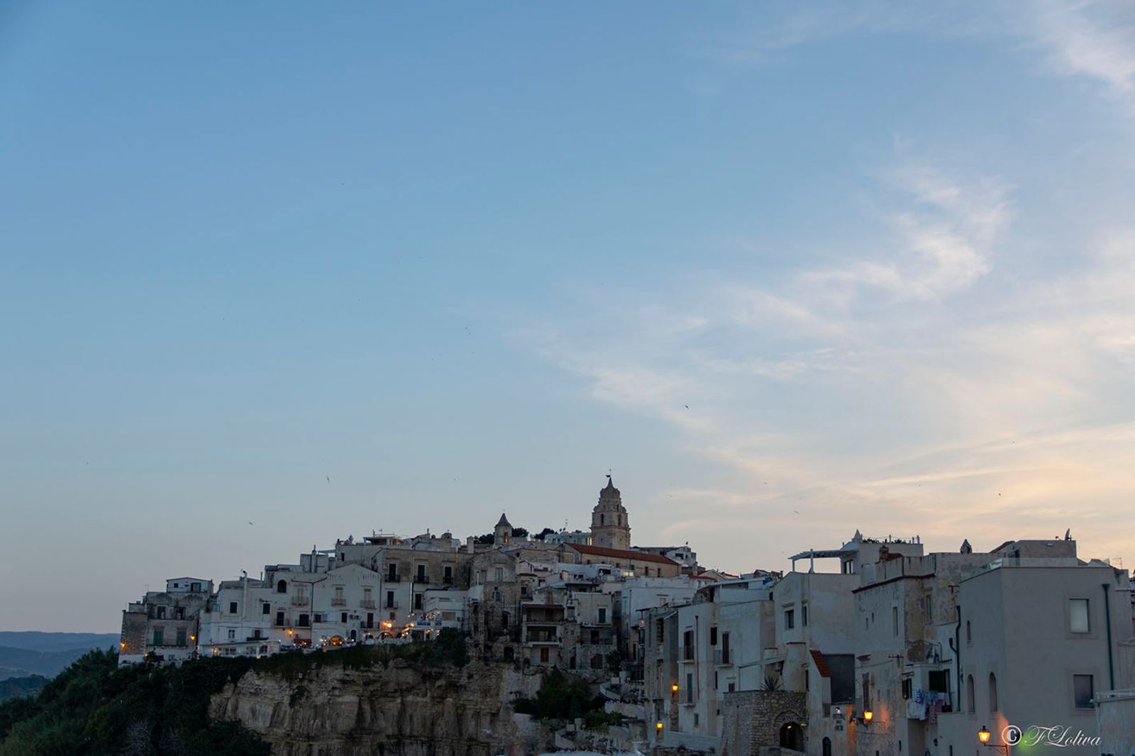 VIESTE VECCHIA Il borgo di origine medioevale antico ha mantenuto quasi intatti i caratteri originari, con le sue…