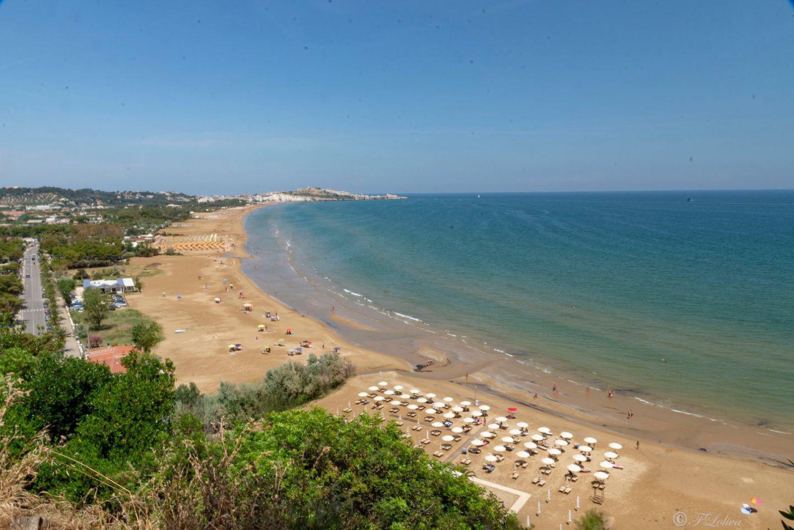 SPIAGGIA DELLA SCIALARA La spiaggia della Scialara è forse la principale spiaggia di Vieste. Essa è alle pendici del…