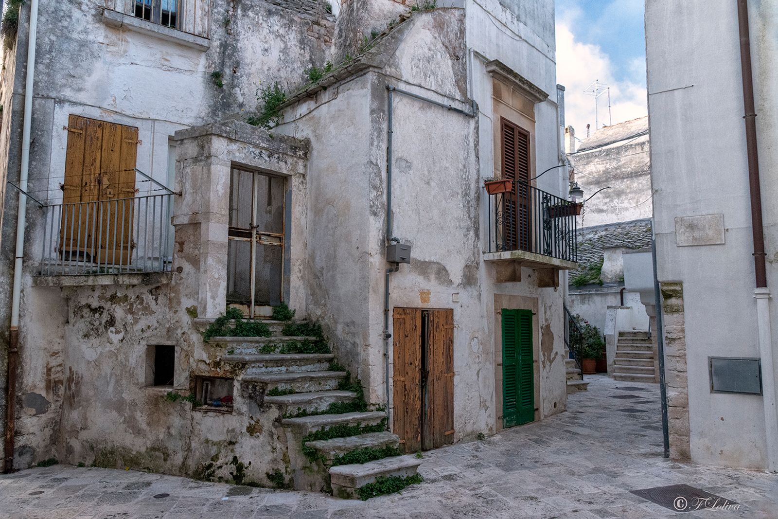 NOCI - IL CENTRO STORICO — fotografia 7 di Francesco Loliva