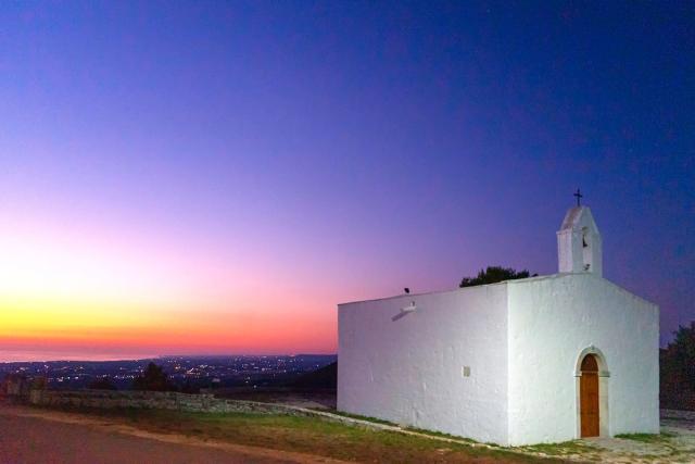 Alba alla loggia di Pilato - MONOPOLI (BA)