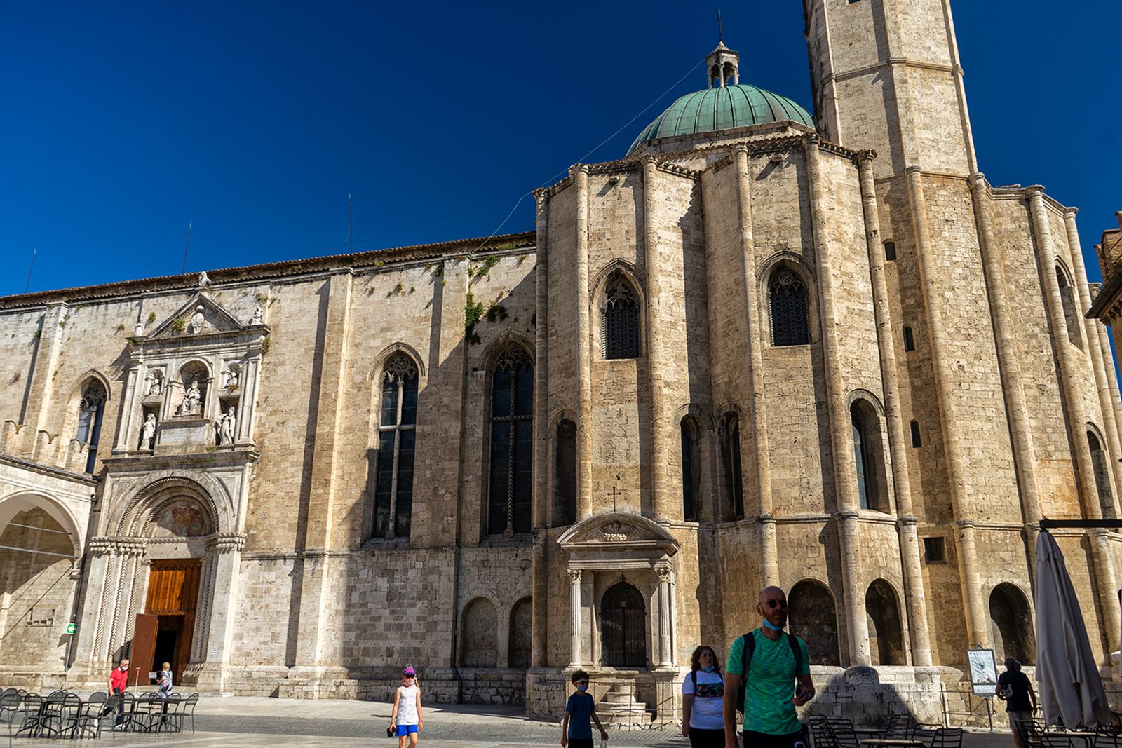 chiesa di San Francesco con il monumento a papa Giulio II
