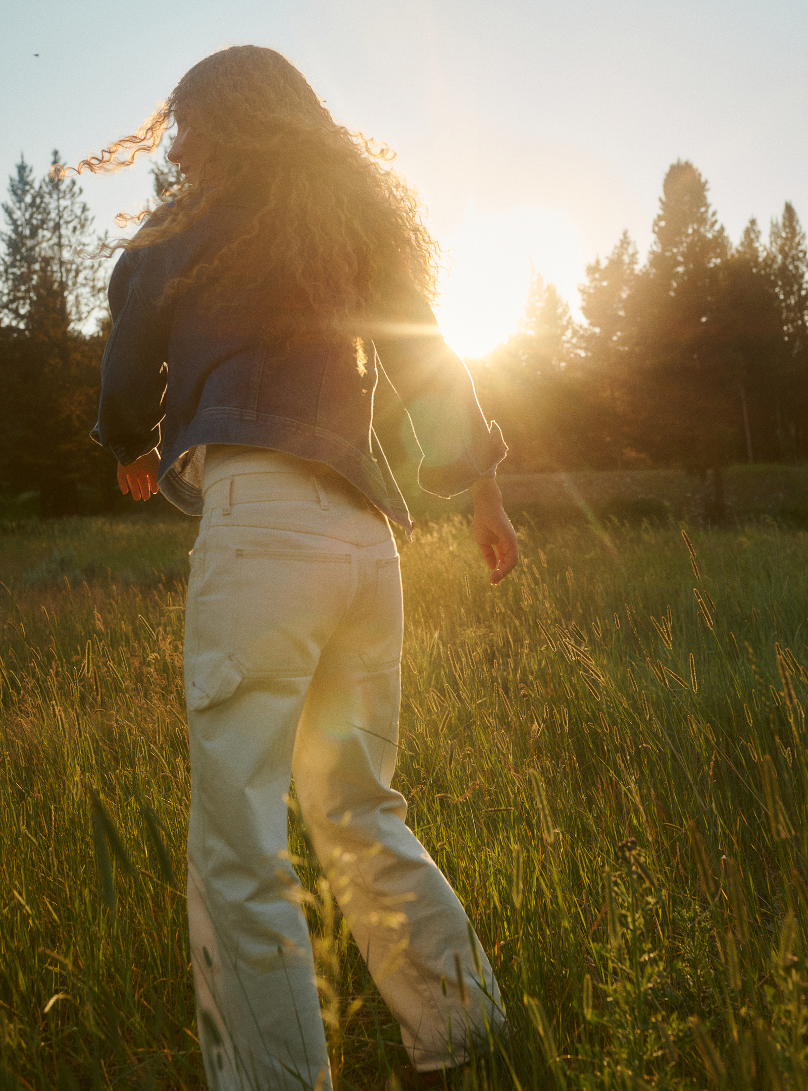 Some shots from our photoshoot on the Big Sky property where we lived, worked, and documented our stay.