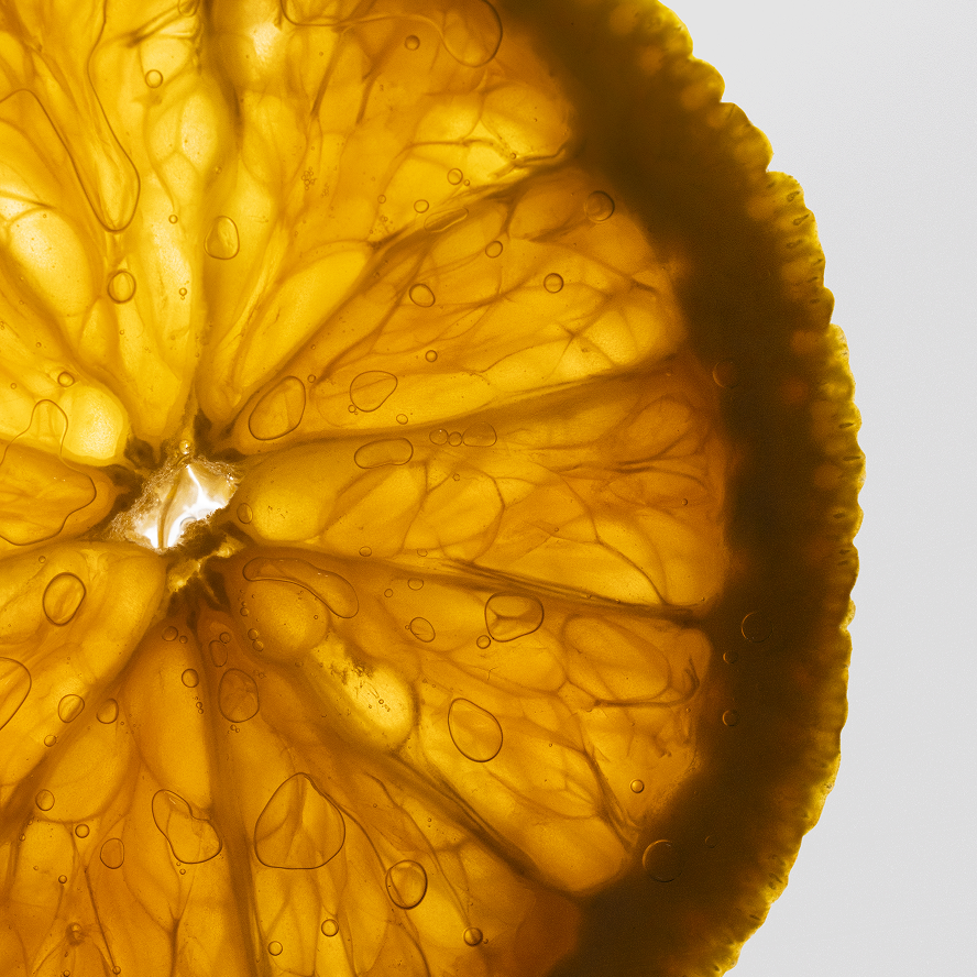 We shot real fruit and vegetables to show the real fruit and vegetables used in Revitin's toothpaste.