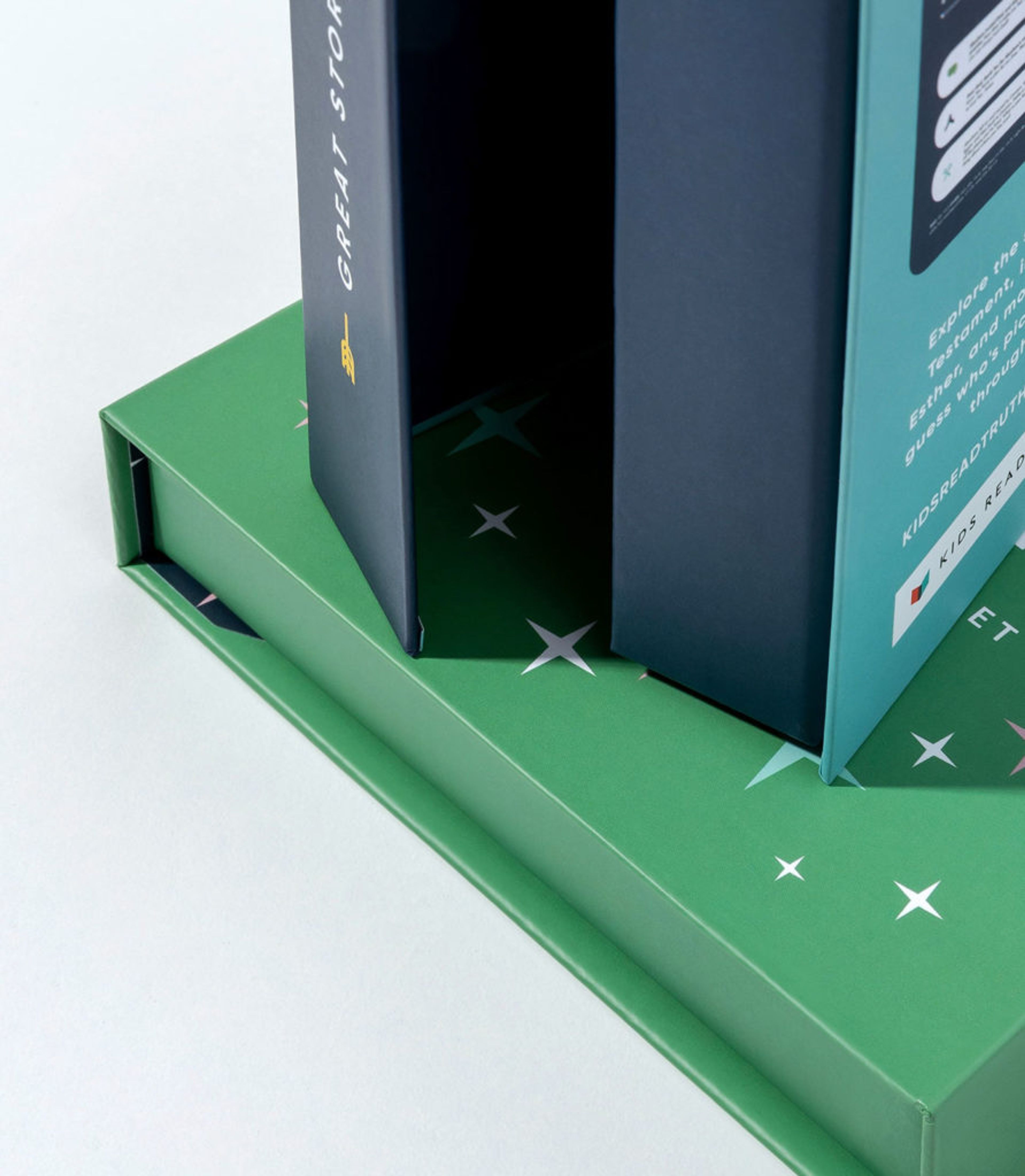 Example of custom rigid gift boxes
