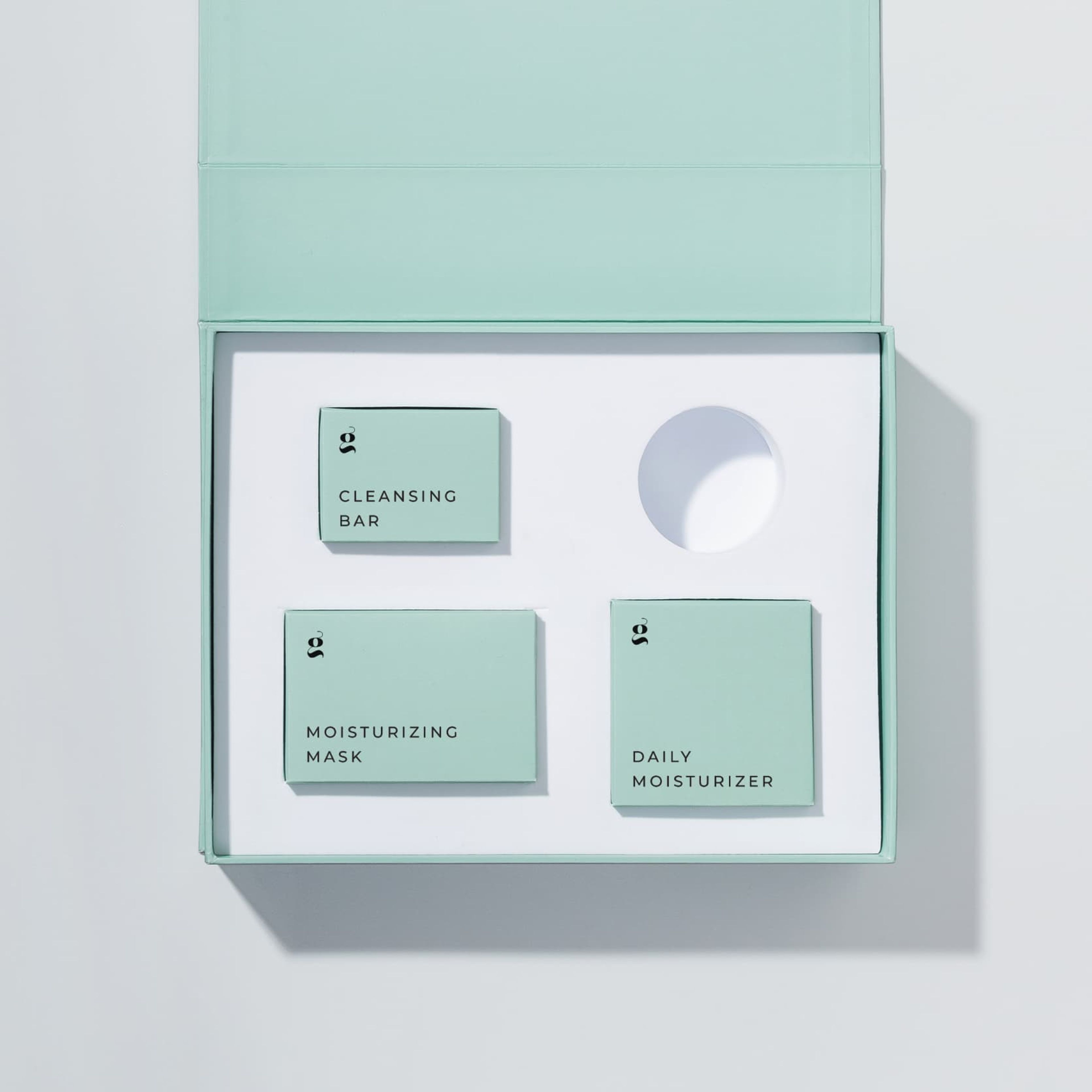 Mint rigid box with white blister, plastic insert