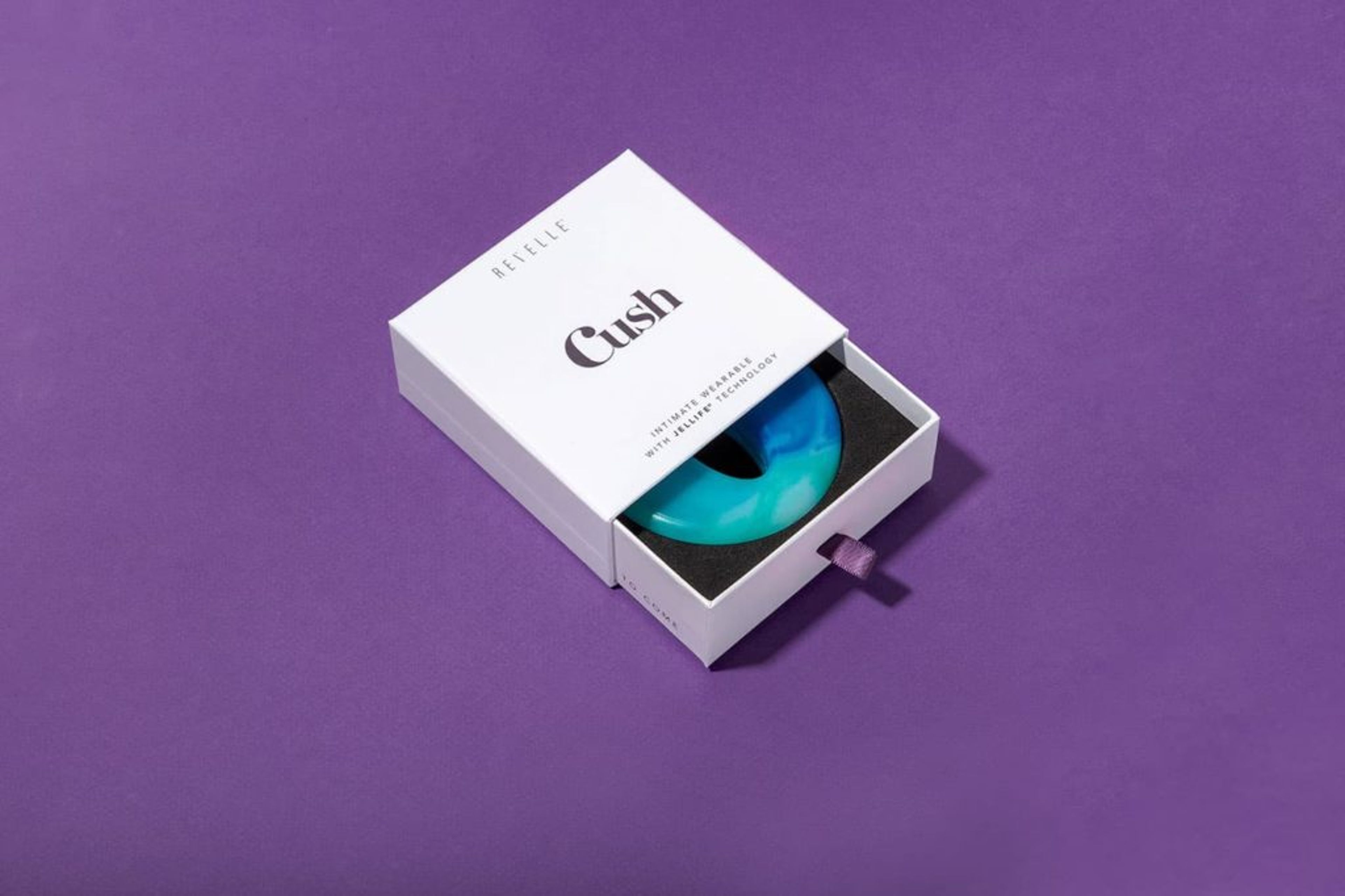 Example of custom jewelry packaging