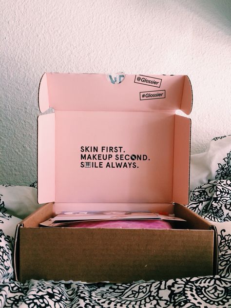Example of e-commerce packaging