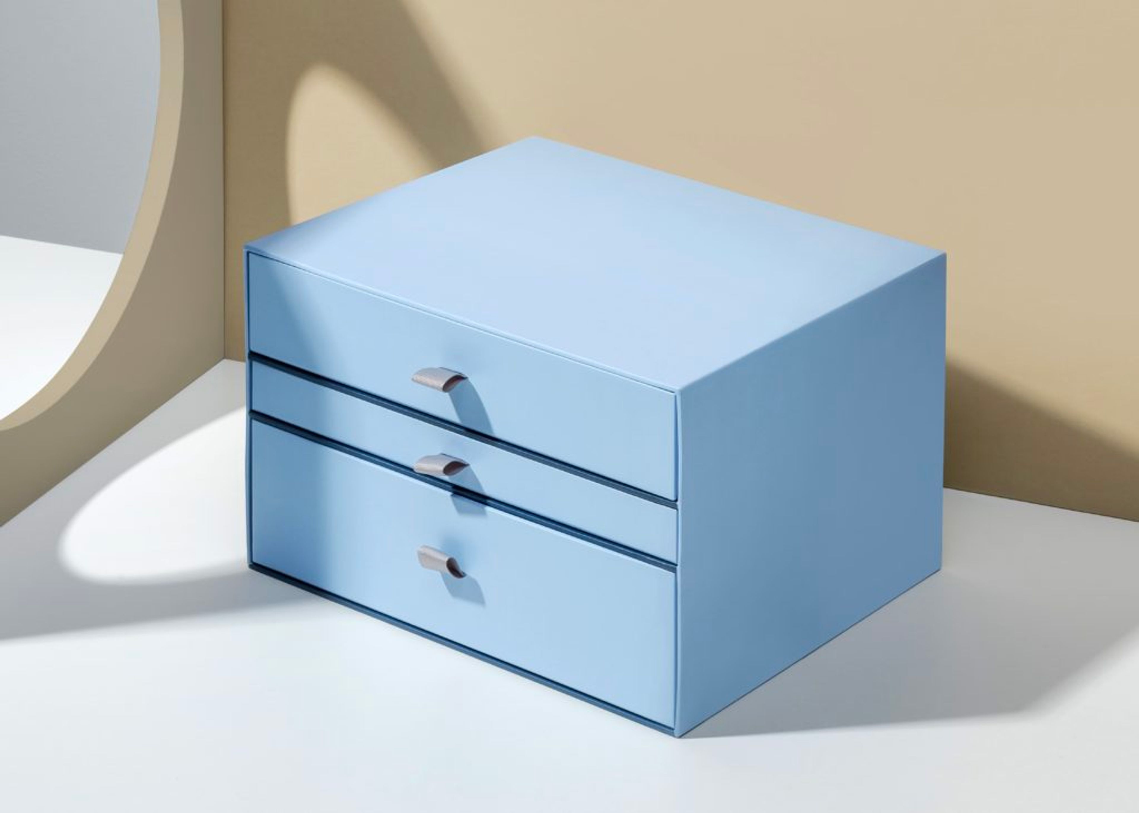 Example of reusable premium box