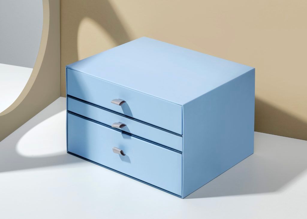 Example of reusable premium box