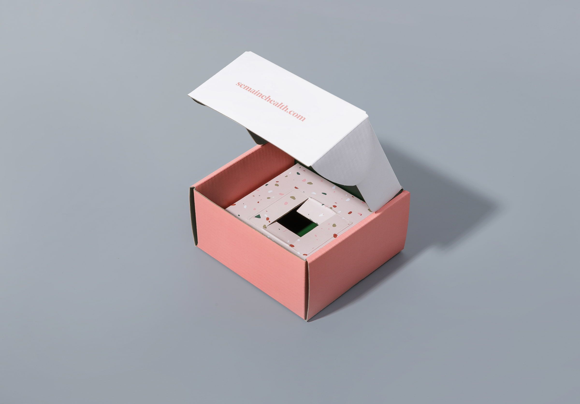 Semaine Health packaging with digital printing.
