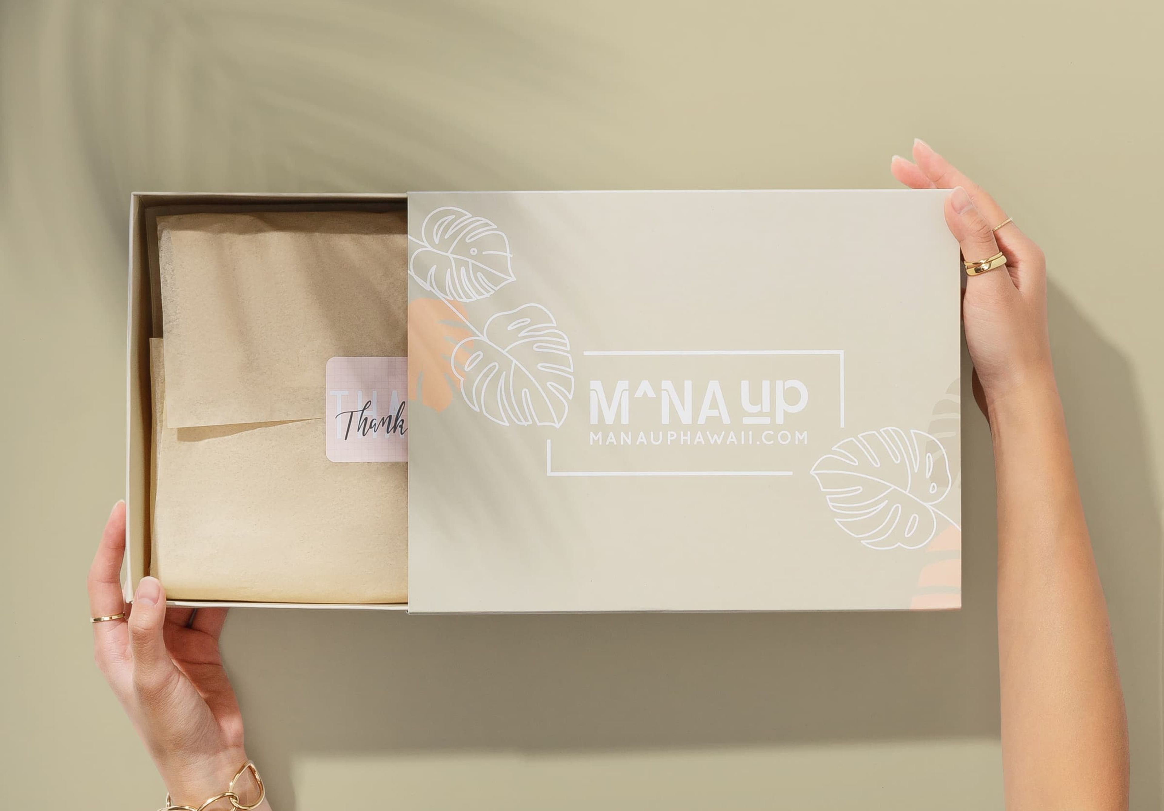 tissue paper with sticker for packaging