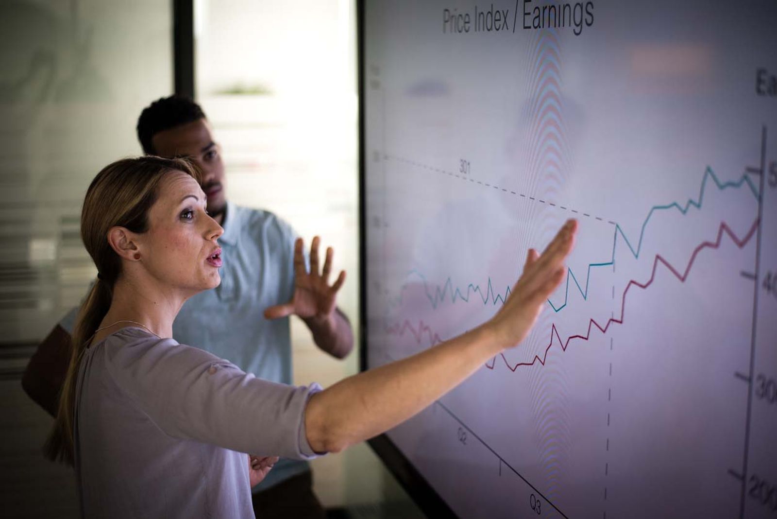 8 Pitfalls In The Data-Driven Decision-Making (DDDM) Process