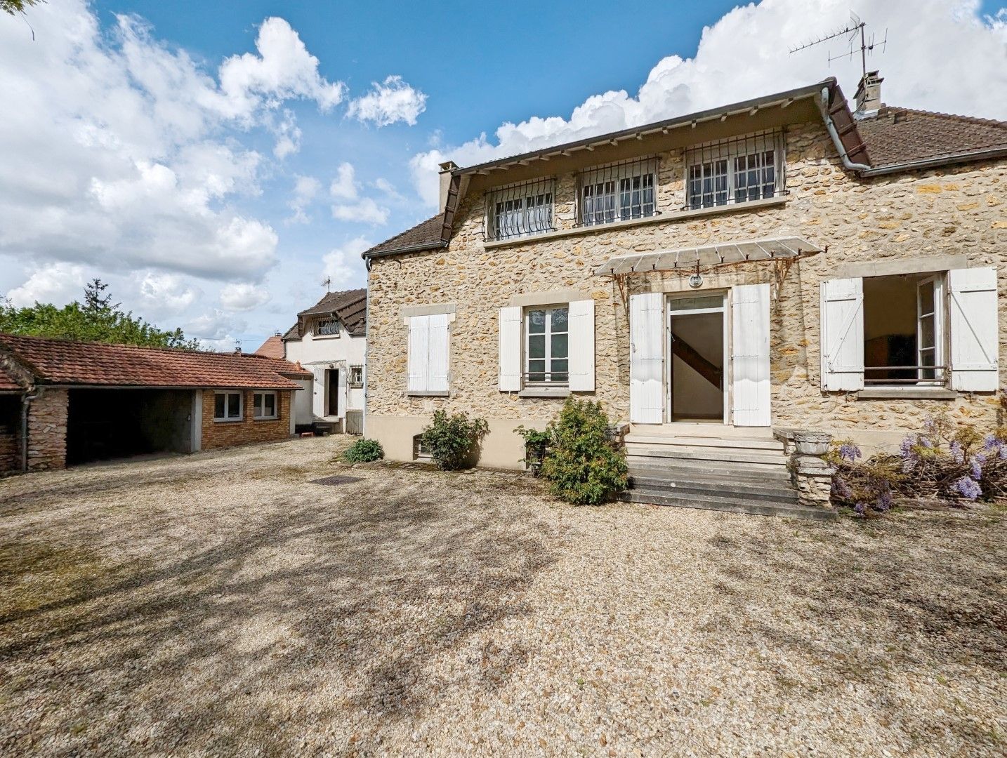 Maison 6 pièces 220 m² · à Draveil · 220 m² · 450 000 €