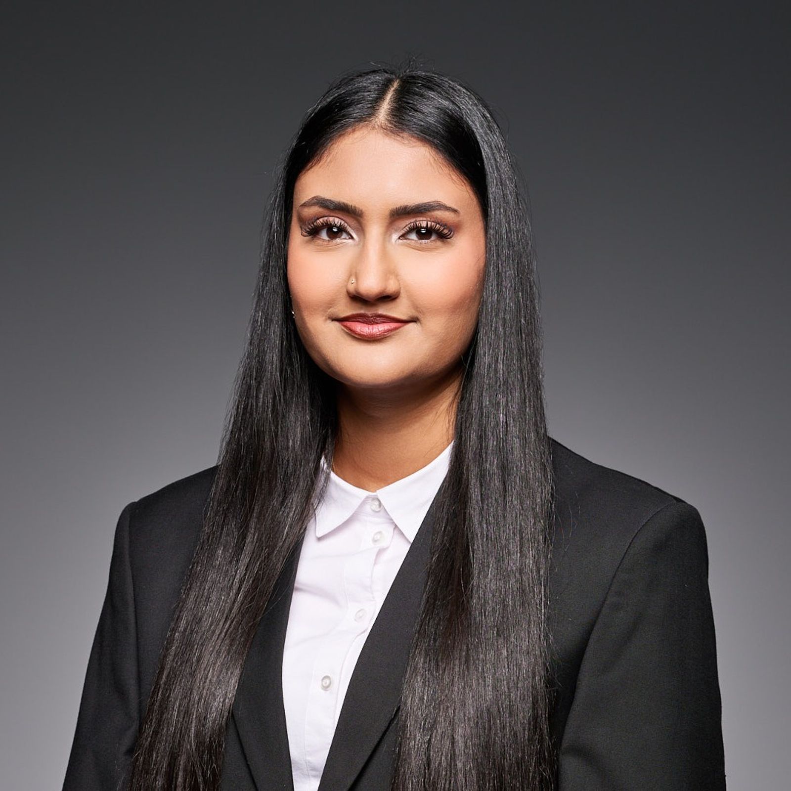 Izna Hussain