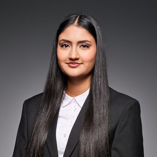 Izna Hussain