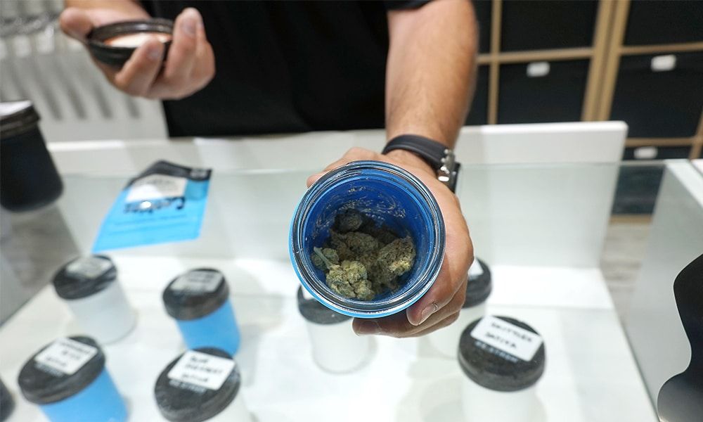 How to Navigate the Cannabis Store