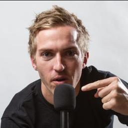 Image of comedian: Russell Hicks