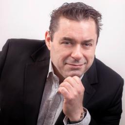 Image of compere: Dave Ward