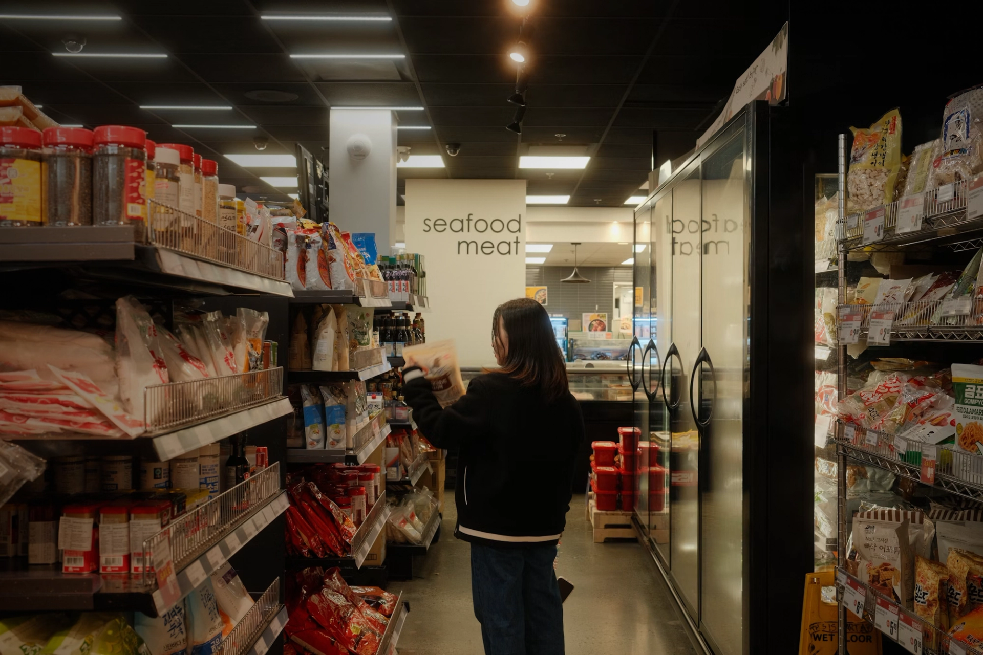 Run your grocery store without losing money to generic POS systems